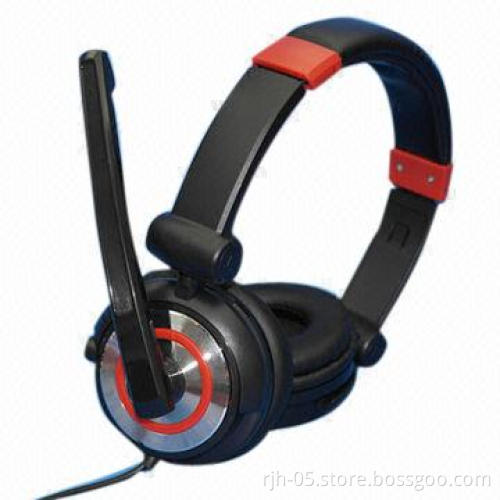 Noise cancelling headphone